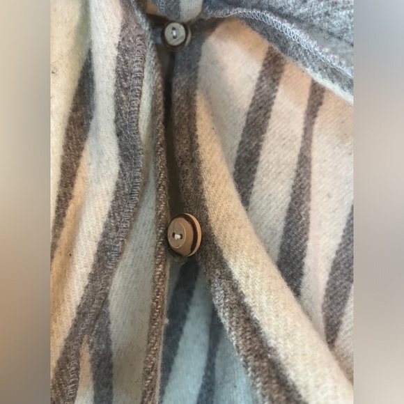 Vintage Artilana Wool Poncho Grannycore Chic - Picture 2 of 6